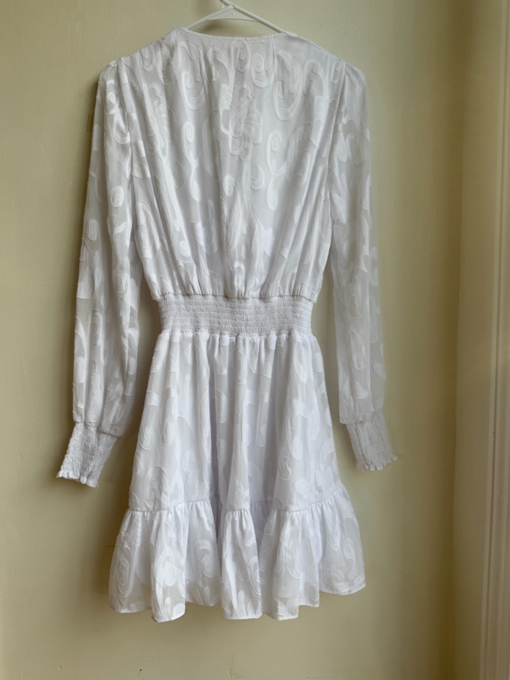 Lilly Pulitzer Cristiana Dress Women’s  SZ 2 Resort White Poly Crepe Swirl  Clip - Picture 3 of 16